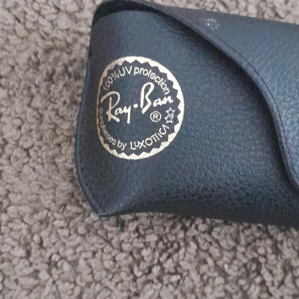 Ray Ban case - Picture 2 of 2